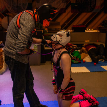 Tez_PupOut_Dec25-37.jpg
